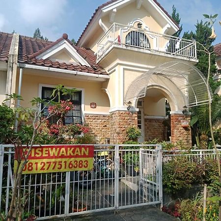 Cikundul Villa Kota Bunga Cipanas 3 Kamar Baru Renovasi Full Wifi מראה חיצוני תמונה
