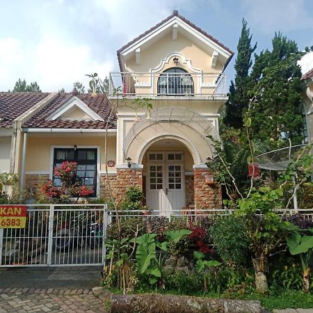 Cikundul Villa Kota Bunga Cipanas 3 Kamar Baru Renovasi Full Wifi מראה חיצוני תמונה